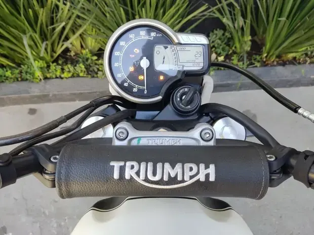 Triumph Scrambler 400 X ABS