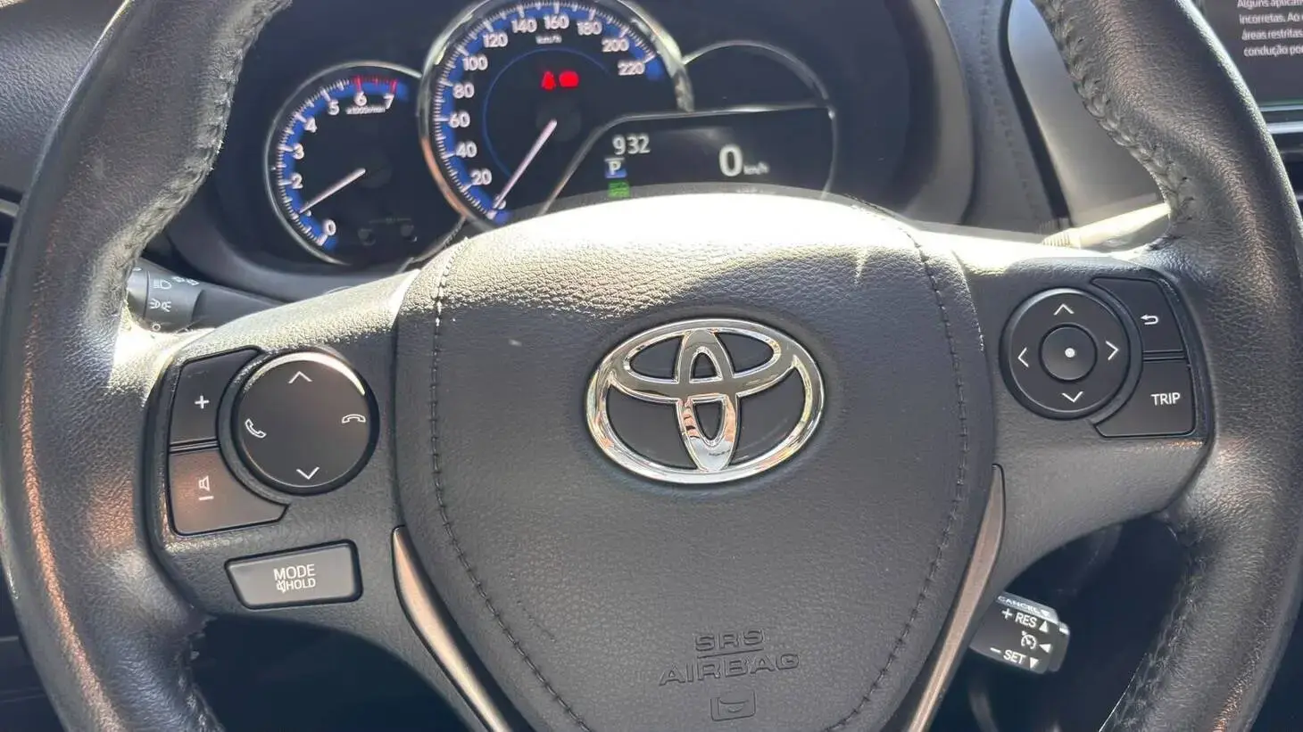 galeria TOYOTA YARIS SD XS 1.5 AUTOMATICO