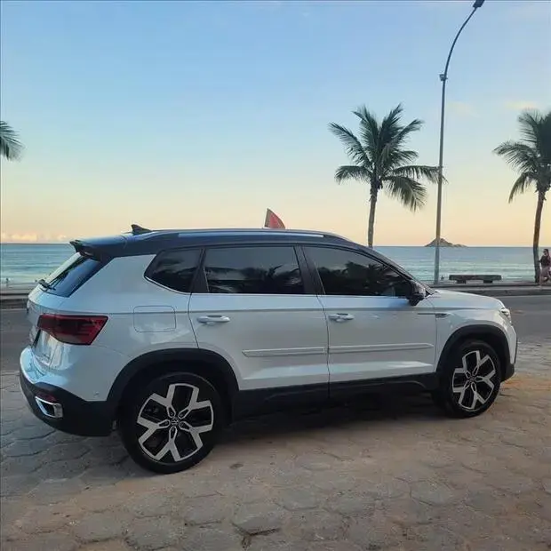 Volkswagen TAOS 1.4 250 TSI TOTAL FLEX HIGHLINE AUTOMÁTICO