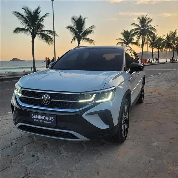 Volkswagen TAOS 1.4 250 TSI TOTAL FLEX HIGHLINE AUTOMÁTICO