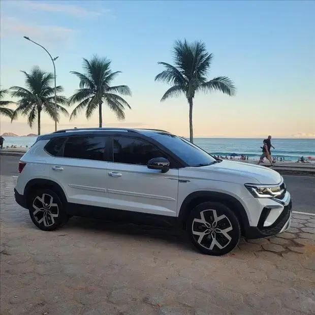 Volkswagen TAOS 1.4 250 TSI TOTAL FLEX HIGHLINE AUTOMÁTICO