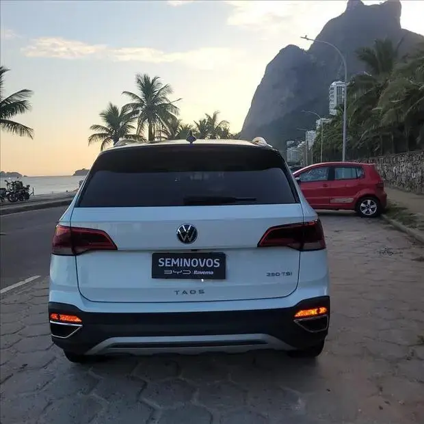 Volkswagen TAOS 1.4 250 TSI TOTAL FLEX HIGHLINE AUTOMÁTICO
