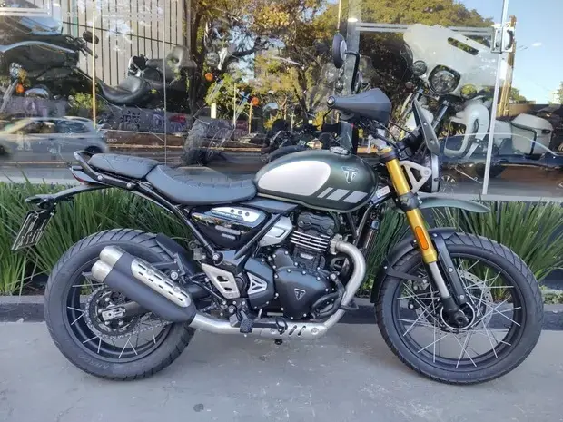 Triumph Scrambler 400 XC ABS