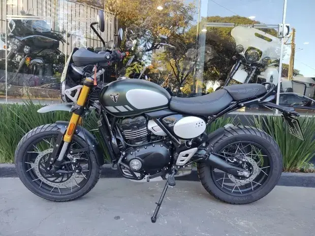 Triumph Scrambler 400 XC ABS