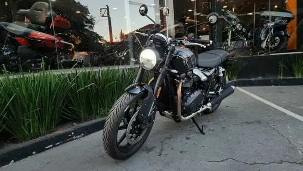 Triumph Speed Twin 900 ABS