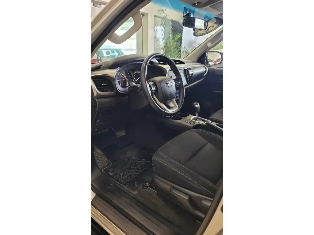 galeria HILUX