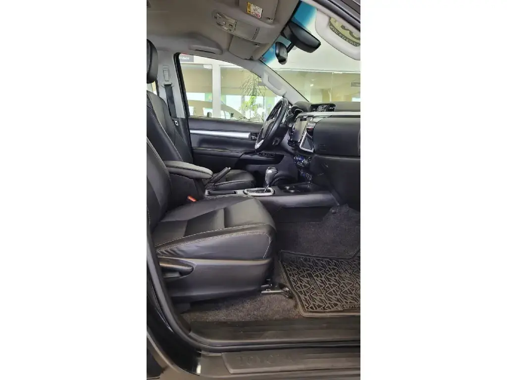 galeria HILUX