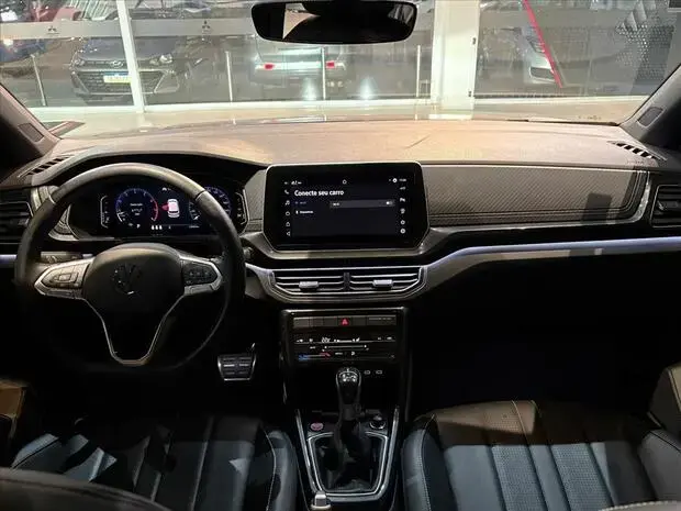 Volkswagen T-CROSS 1.4 250 TSI TOTAL FLEX HIGHLINE AUTOMÁTICO
