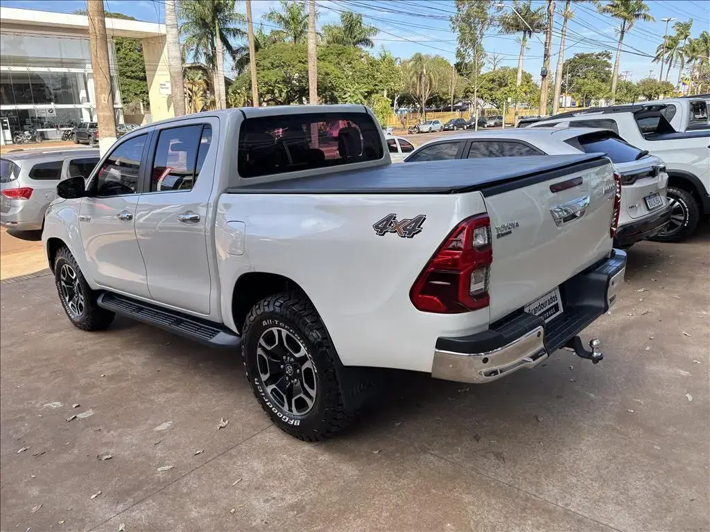 galeria HILUX