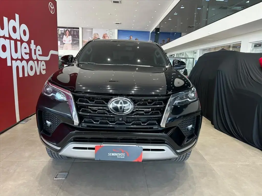 galeria HILUX SW4