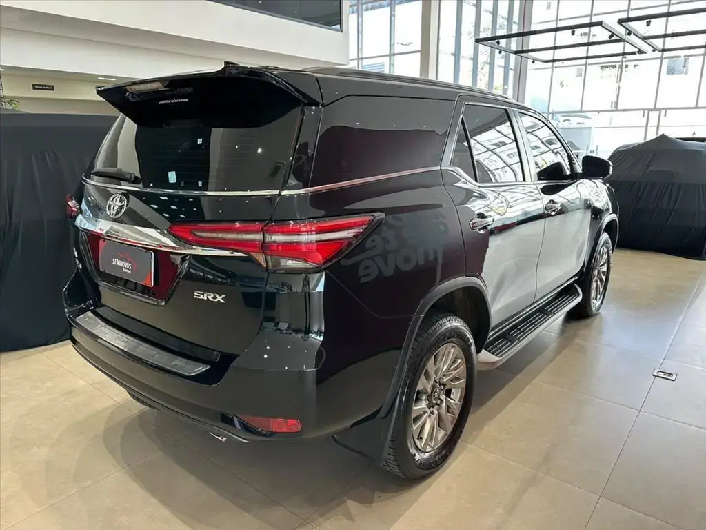 galeria HILUX SW4