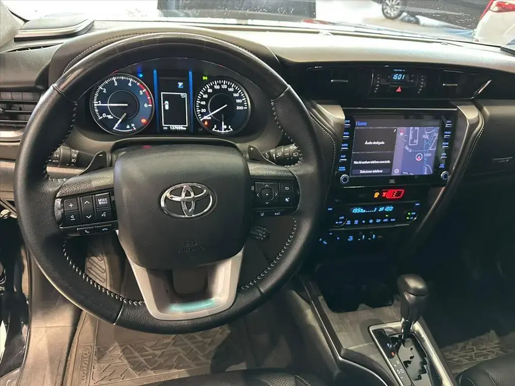 galeria HILUX SW4