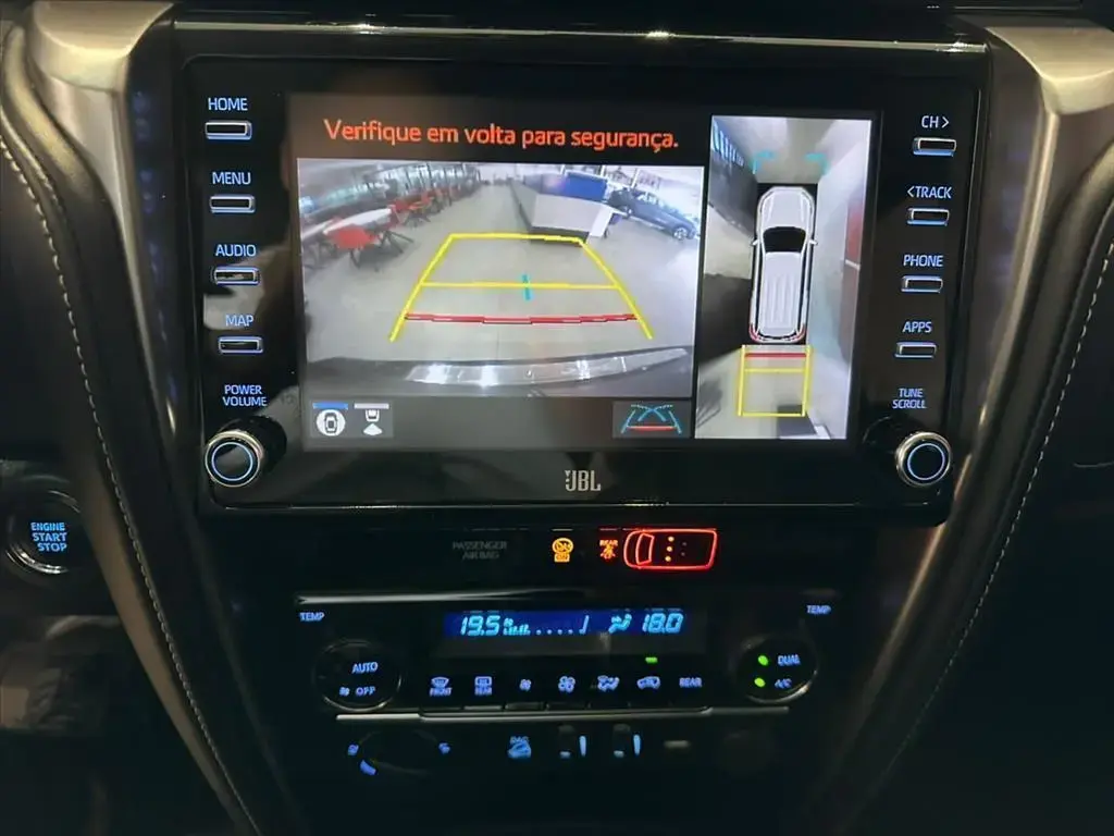 galeria HILUX SW4