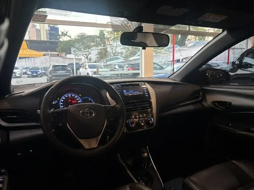 galeria YARIS