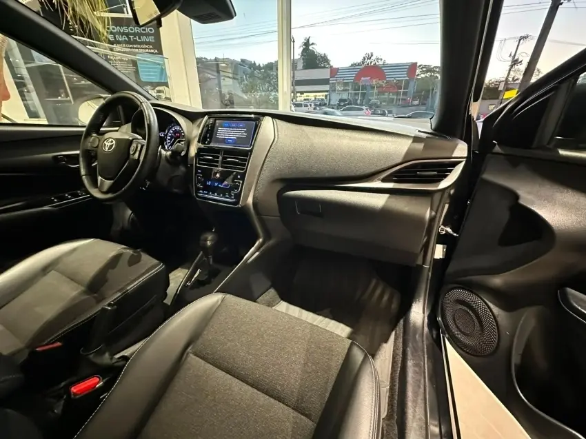 galeria YARIS
