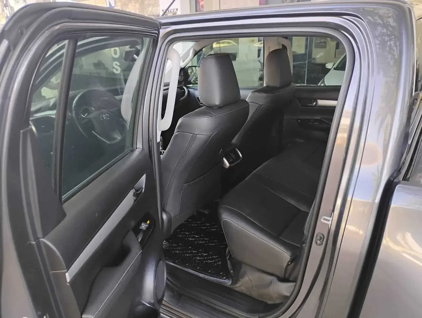 galeria HILUX