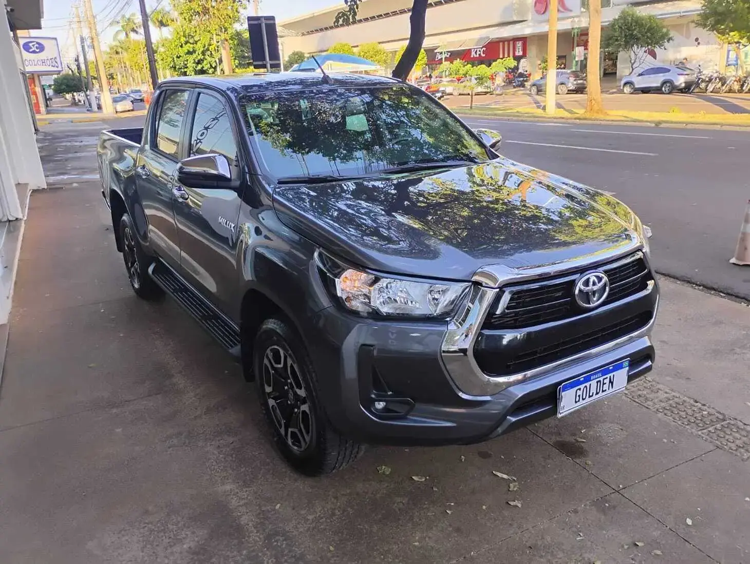 galeria HILUX