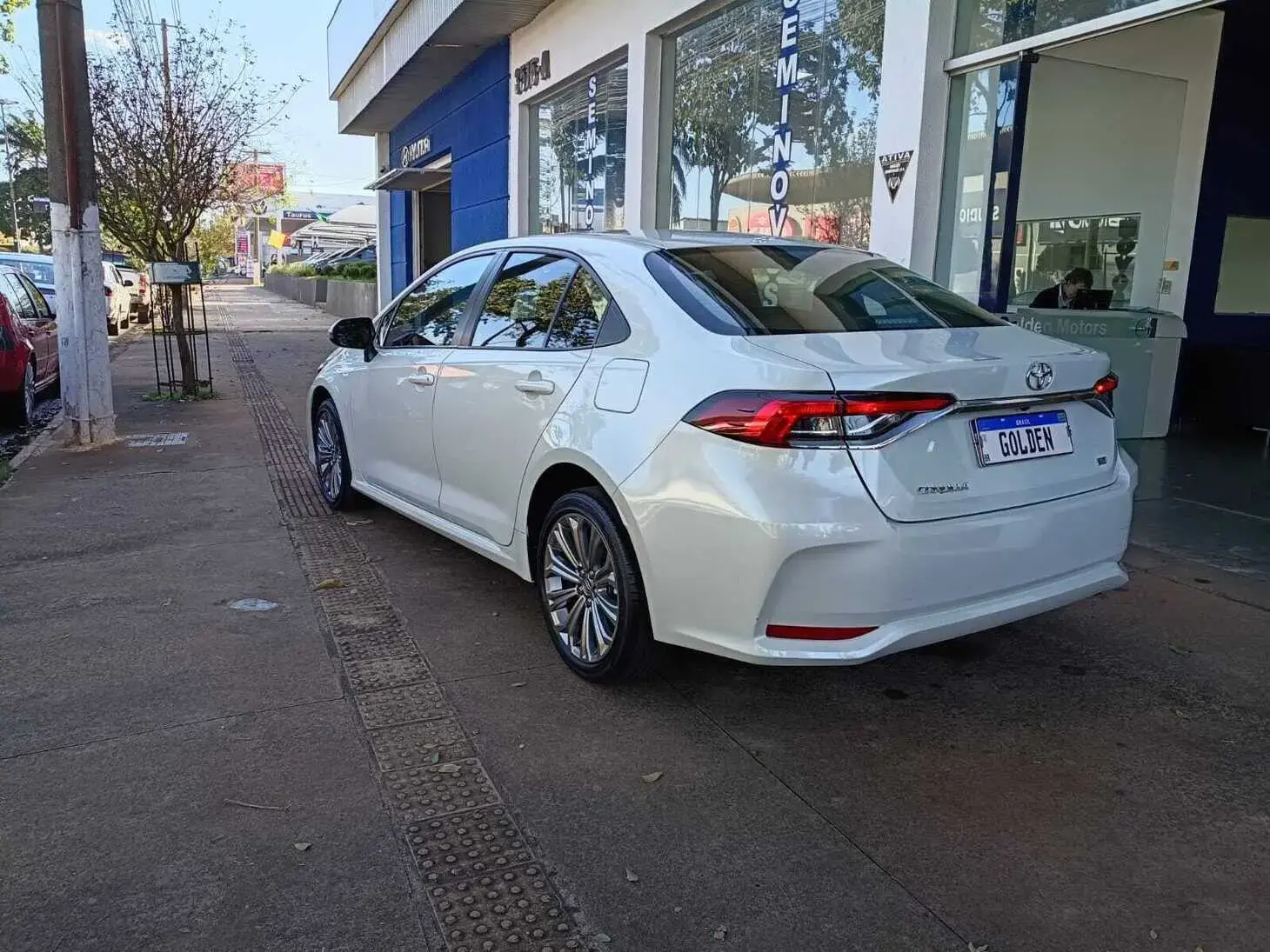 galeria COROLLA