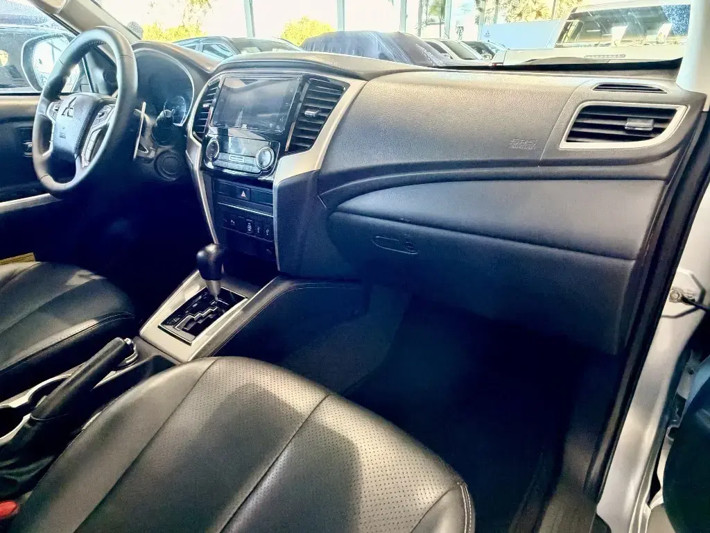 galeria L200 TRITON