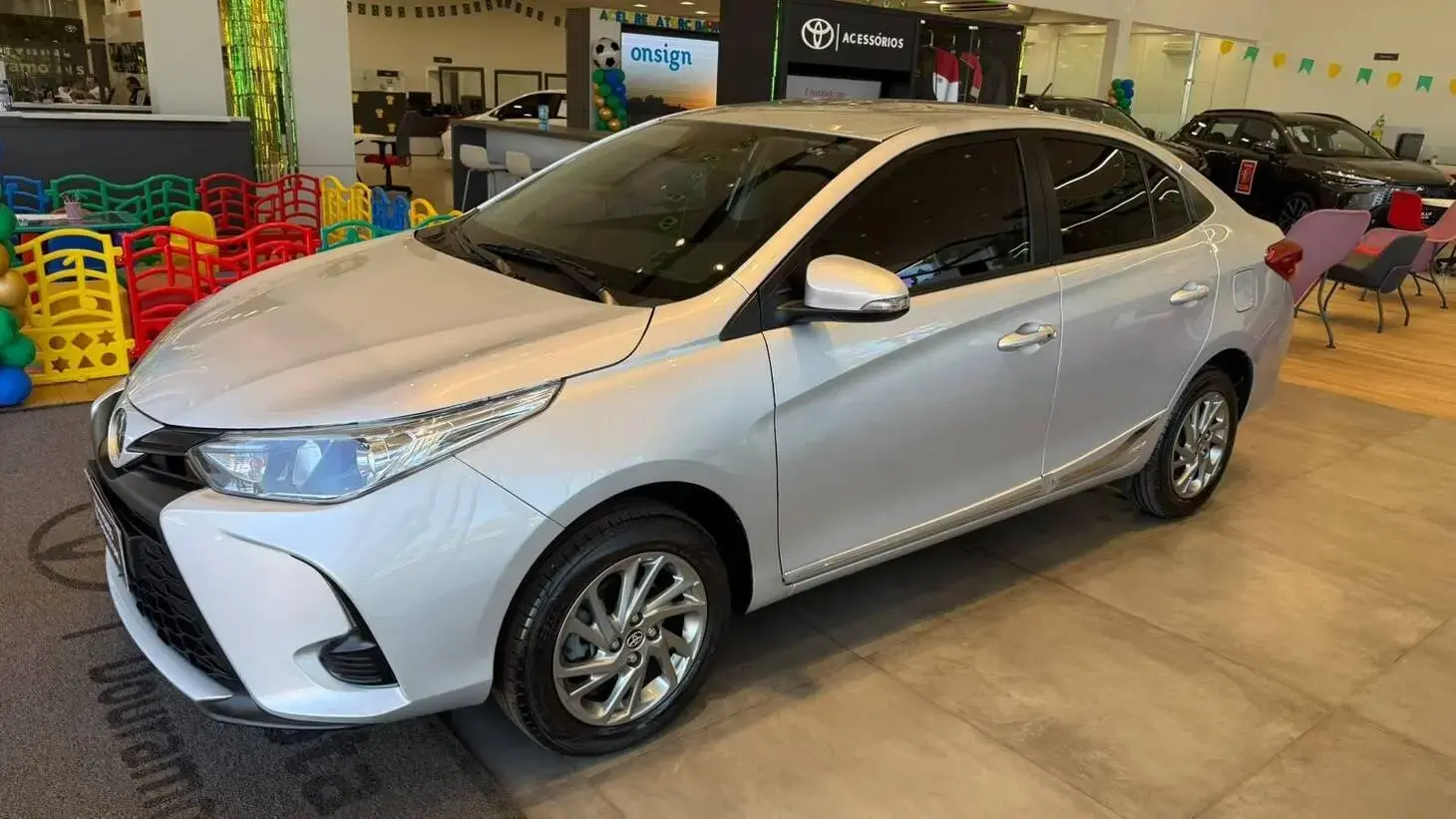 galeria YARIS
