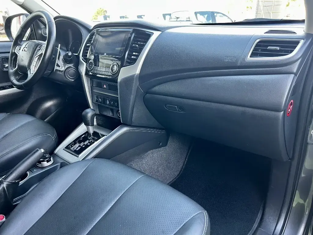 galeria L200 TRITON