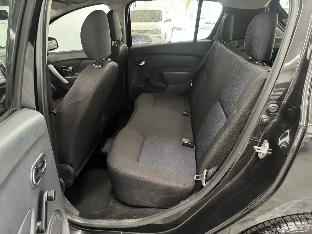 galeria SANDERO