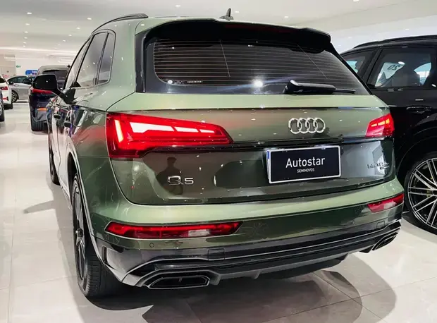Audi Q5 Perf. Black 2.0 TFSIe S.Tr. Qt (Hib.)