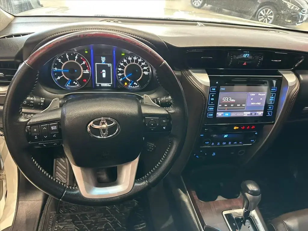 galeria HILUX SW4