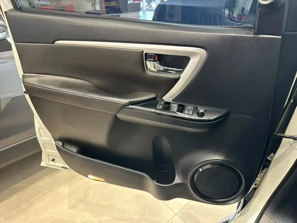 galeria HILUX SW4