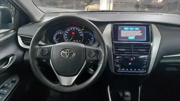 Toyota YARIS 1.5 16V FLEX SEDAN XL PLUS CONNECT MULTIDRIVE