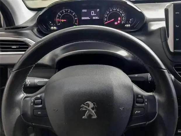 Peugeot 2008 1.6 16V FLEX STYLE 4P AUTOMÁTICO