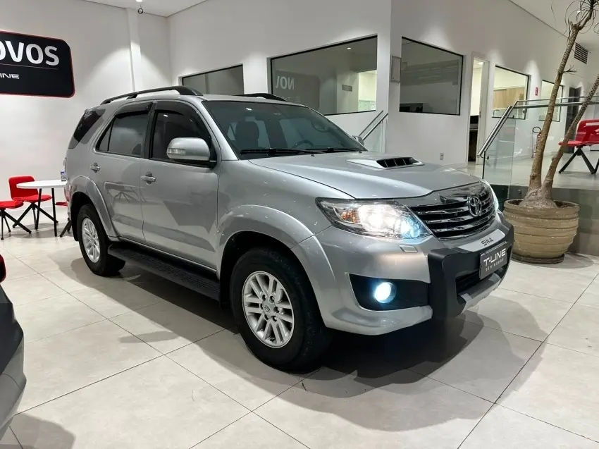 galeria HILUX SW4