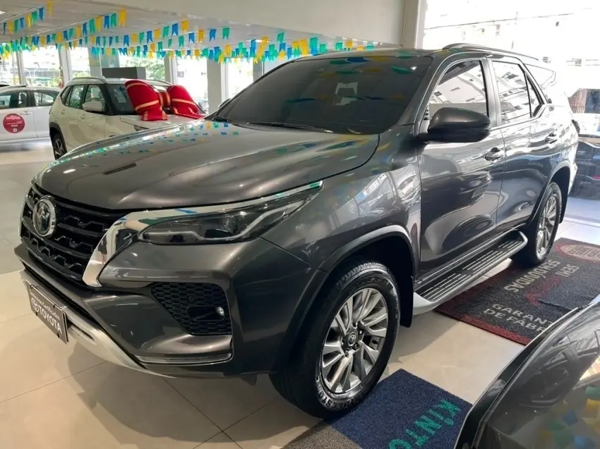 galeria HILUX SW4