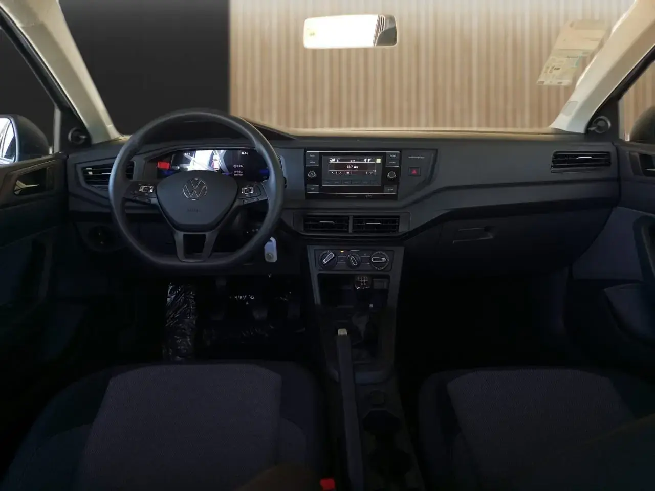 galeria VIRTUS Sense 1.0 Flex 12V 5p Mec.