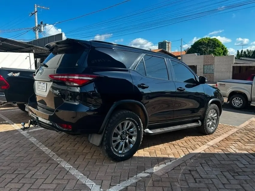 galeria HILUX SW4