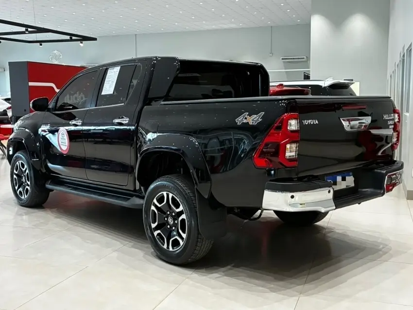 galeria HILUX
