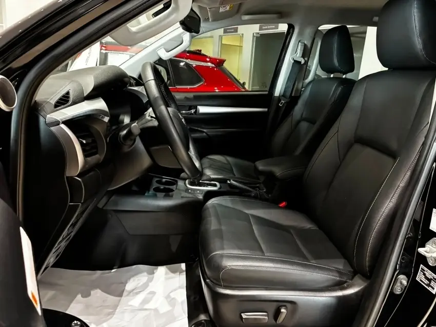 galeria HILUX