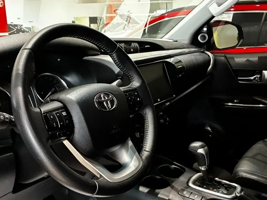 galeria HILUX