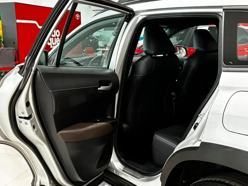 galeria COROLLA CROSS