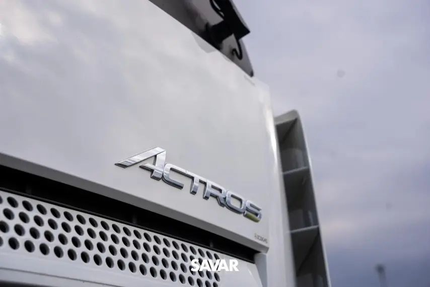 galeria Actros 2548