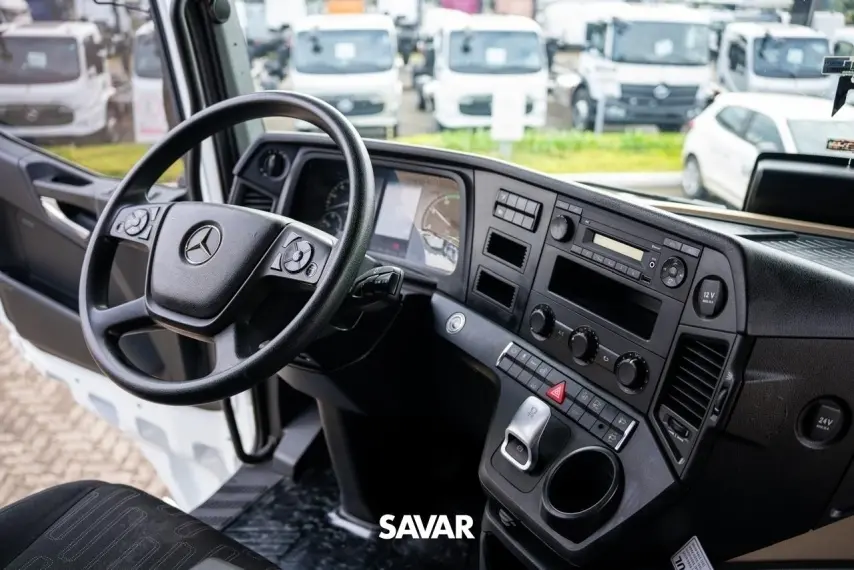 galeria Actros 2548