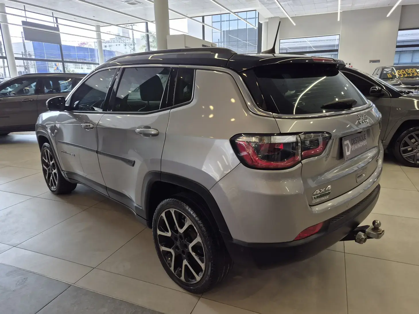 galeria COMPASS