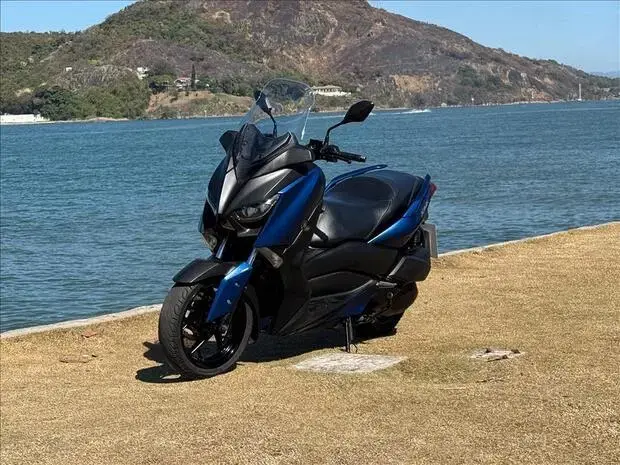 Yamaha XMAX ABS
