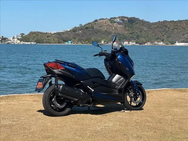 Yamaha XMAX ABS