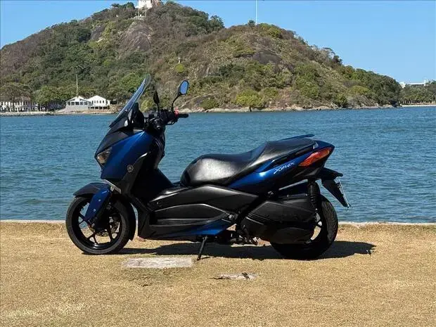 Yamaha XMAX ABS