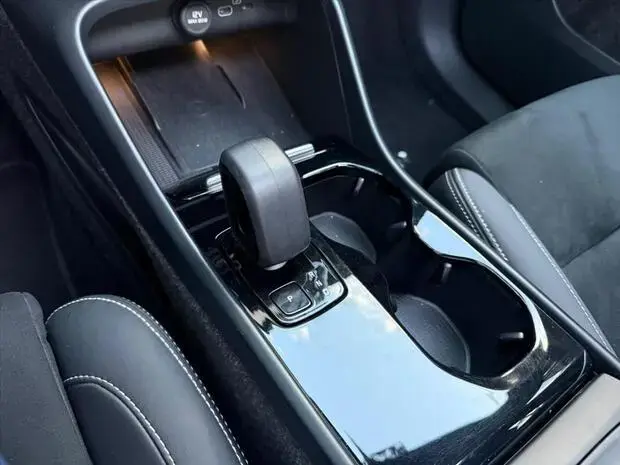 Volvo XC40 P8 RECHARGE ELECTRIC BEV PURE AWD