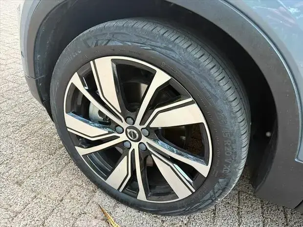 Volvo XC40 P8 RECHARGE ELECTRIC BEV PURE AWD