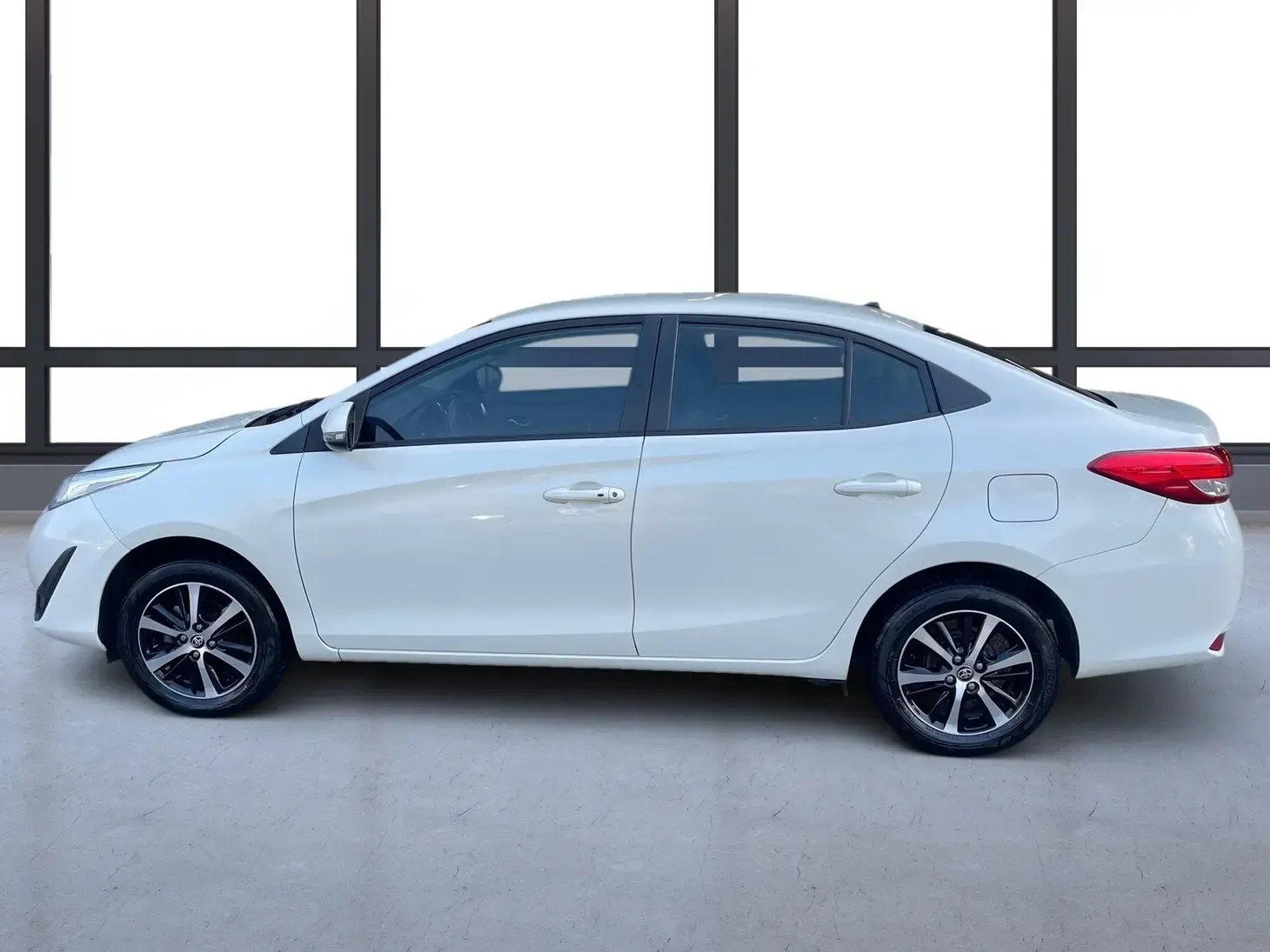 galeria Yaris Sedan