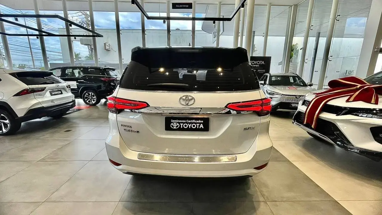 galeria HILUX SRX 4X4 2.8