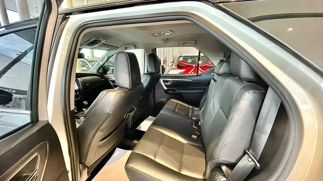 galeria HILUX SRX 4X4 2.8